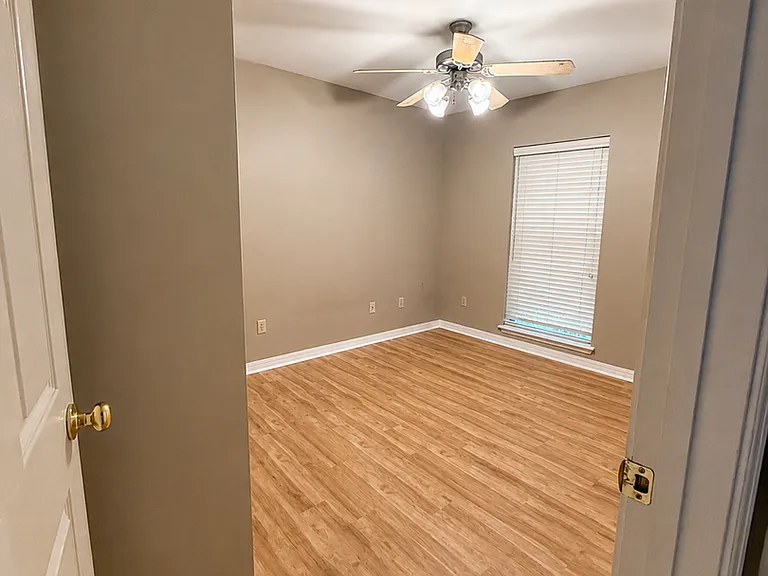 6037 Braeburn Ct — Photo 27