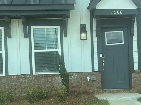3206 Stelfox St, Charlotte, NC 28262