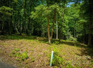 55 Twinbrook Ln, Maggie Valley, NC 28751
