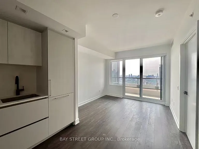 609 Sherbourne St #3810 — Photo 3