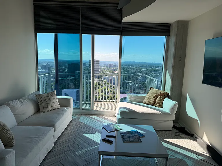 400 W Peachtree St NW #35000 — Photo 5