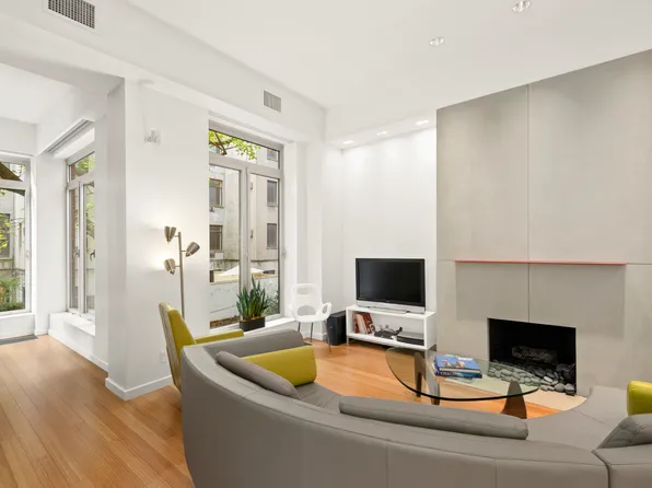 56 West 71st Street image 1 of 16