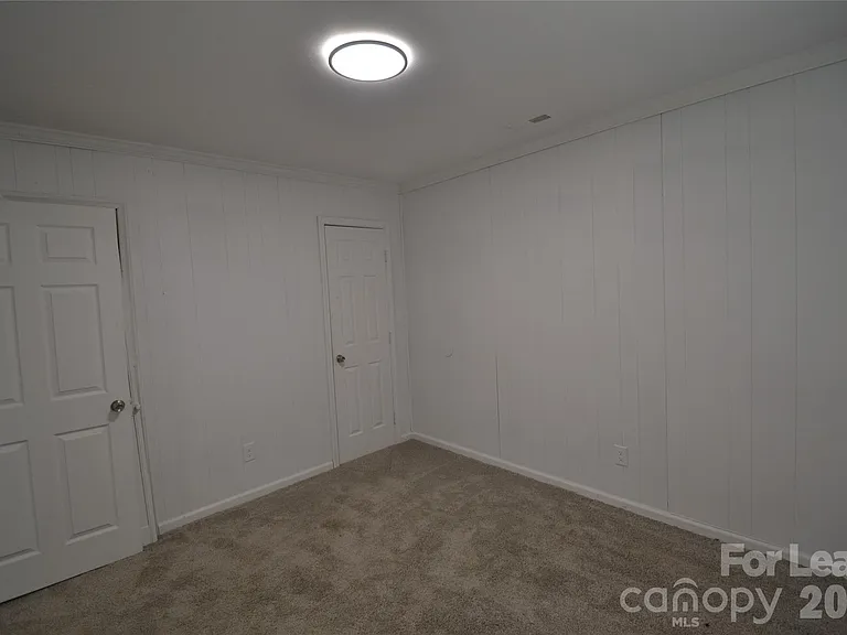 1212 Essex Ave #3 — Photo 11