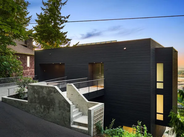 (undisclosed Address), Portland, OR 97210