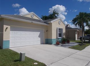 156 W Riverbend Dr, Sunrise, FL 33326