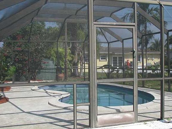3rd image of 9785 Snapper Creek Dr