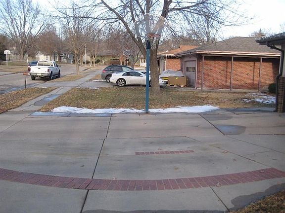 2nd image of 4800 S Haven Dr