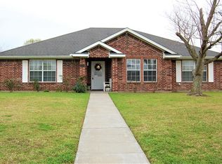 1000 Center St, Lockhart, TX 78644