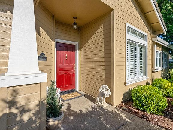 4th image of 8680 French Oak Dr