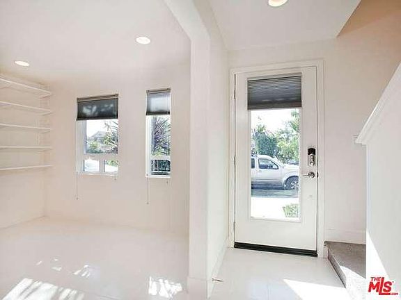 3rd image of 684 N Gramercy Pl