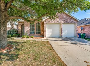 209 Butternut Dr, Fate, TX 75087
