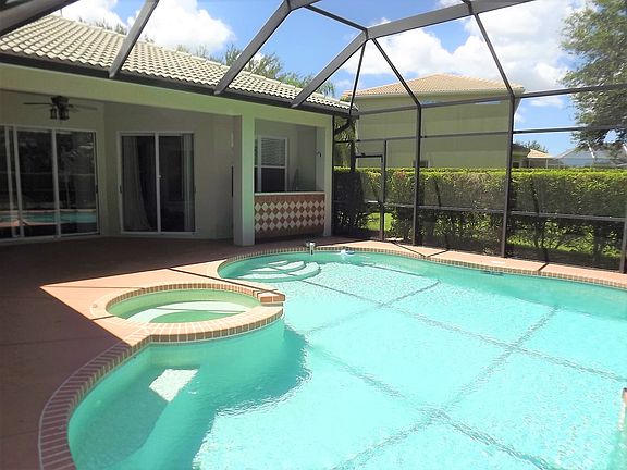 3rd image of 14562 Indigo Lakes Cir