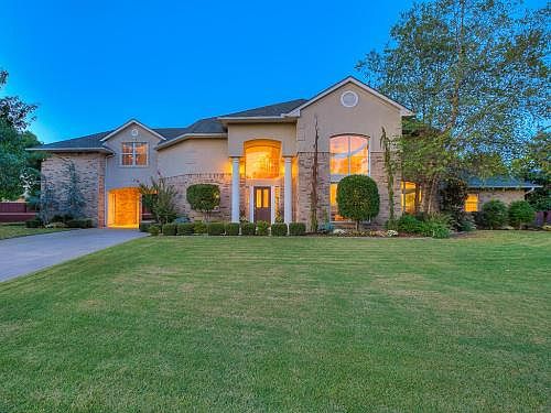 5th image of 2701 SW 121st Ct