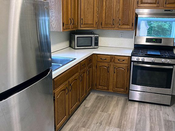 5th image of 854 California St NW