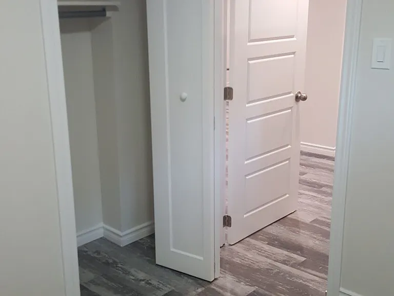 44 Bartonville Ave W #5 — Photo 17