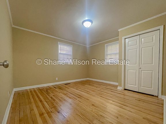 3rd image of 222 Beech St