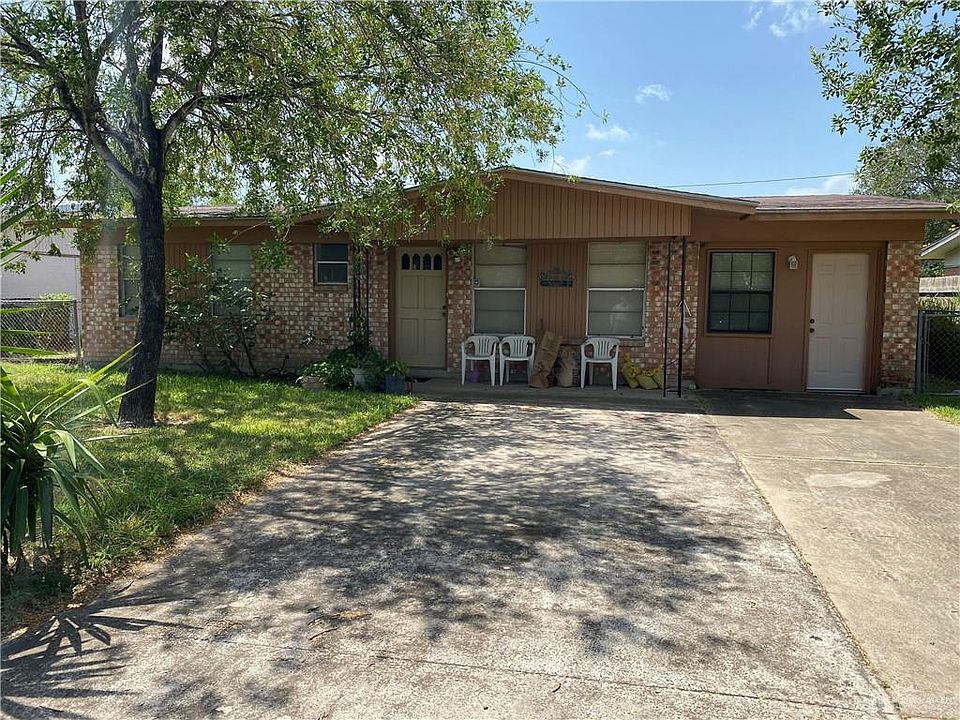 1st image of 2837 Redwood Ave