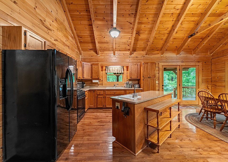 22nd image of 66 Windy Hill Dr