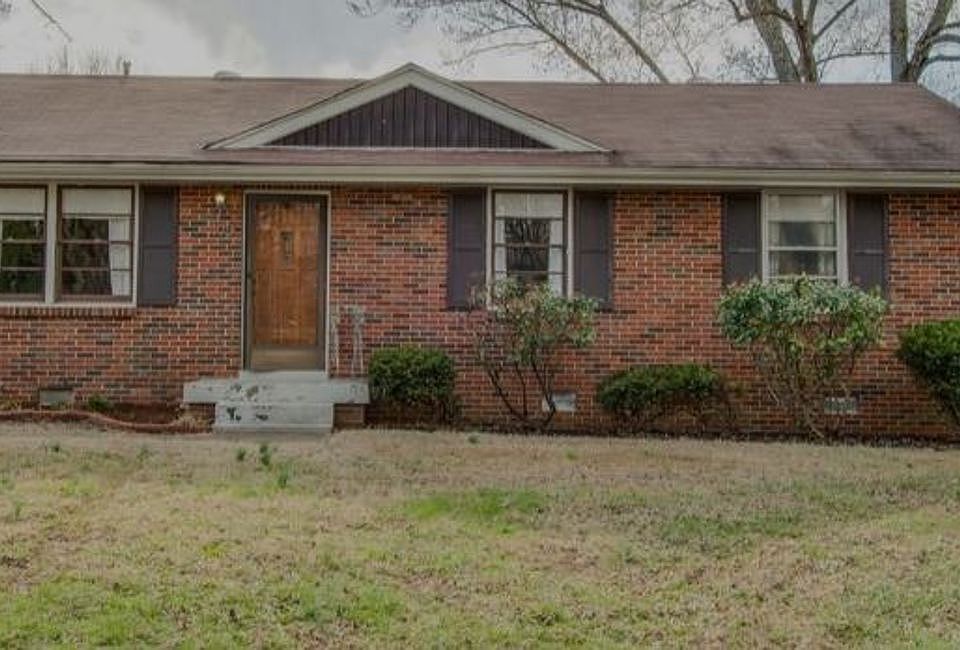 1st image of 108 Thomas Ct