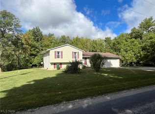 6110 Parks Rd, Bucyrus, OH 44820