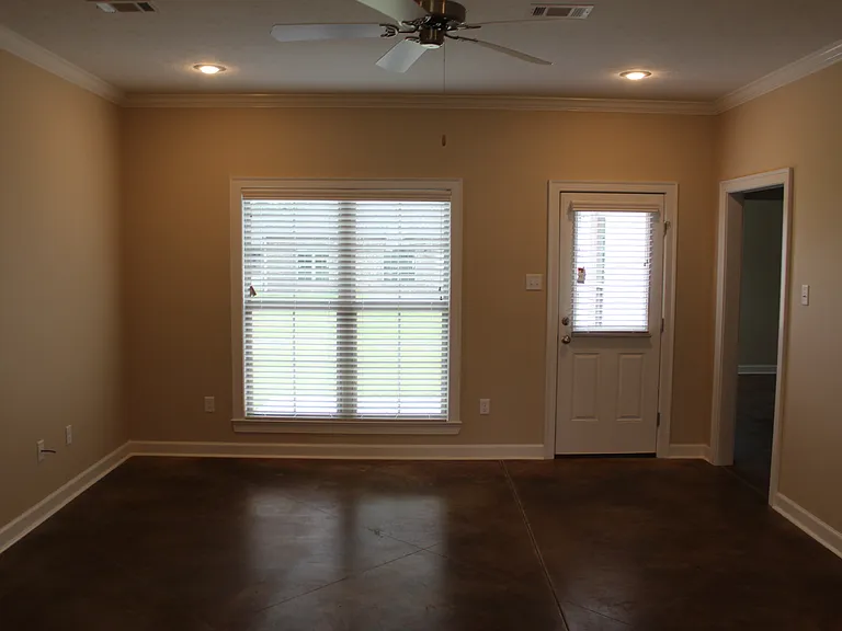 36 Haley Renee Dr — Photo 4