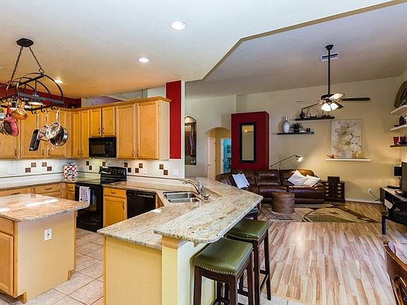 3rd image of 2290 Blackjack Oak St