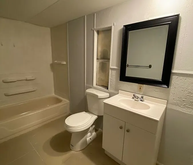 10457 S 228th Ln — Photo 33