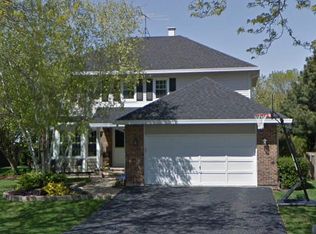 2638 N Stratford Rd, Arlington Heights, IL 60004