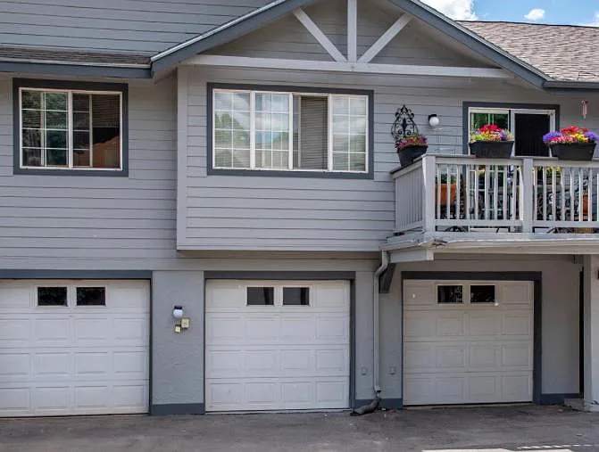 2204 Elk Ln #2204