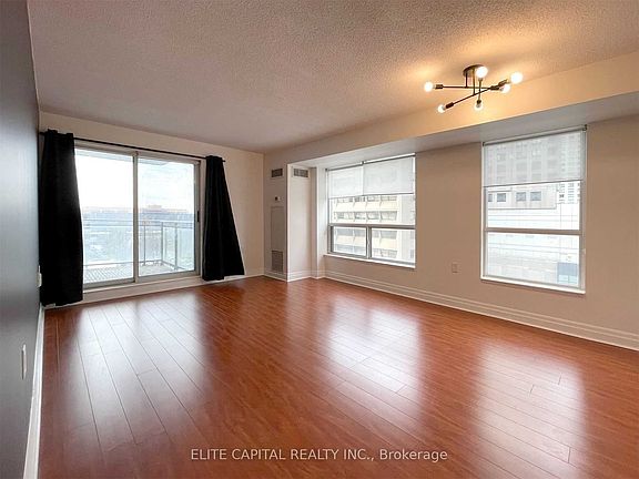 4th image of 21 Hillcrest Ave #808