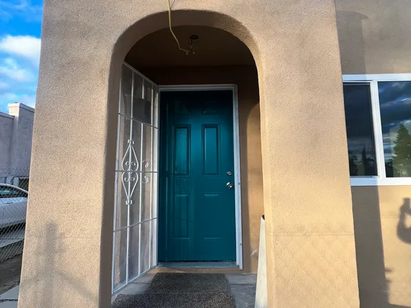 326 Jefferson St, Bakersfield, CA 93305