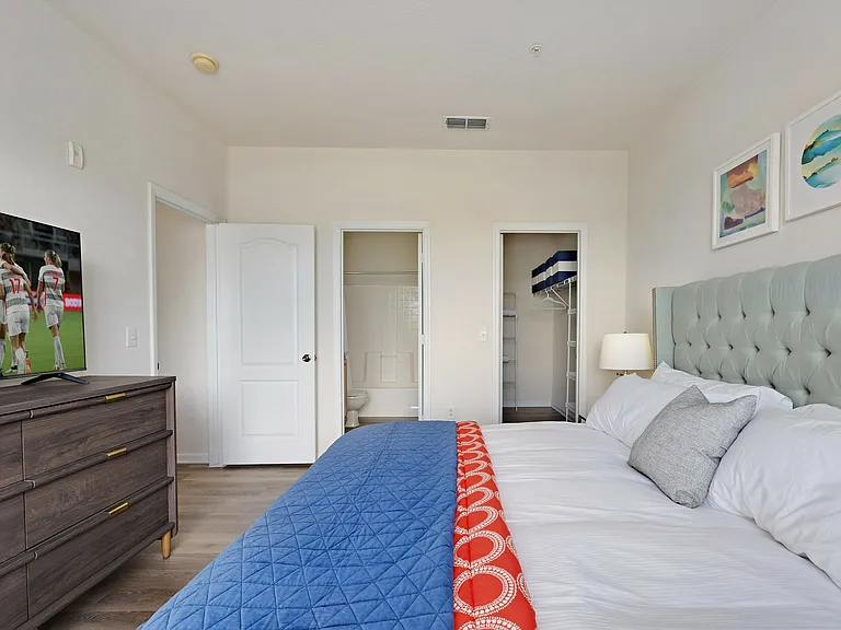 Grandeville at RiverPlace — Photo 34