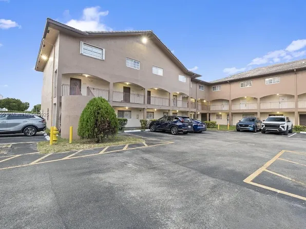 8851 NW 119th St Unit 4203, Hialeah Gardens, FL 33018