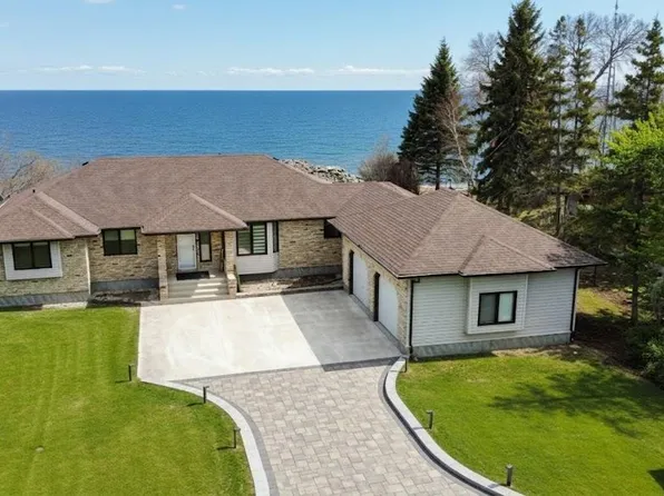 28 Dori Dr, Gimli, MB R0C 0M0
