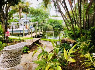 1016 Ione Dr, Fort Myers, FL 33919