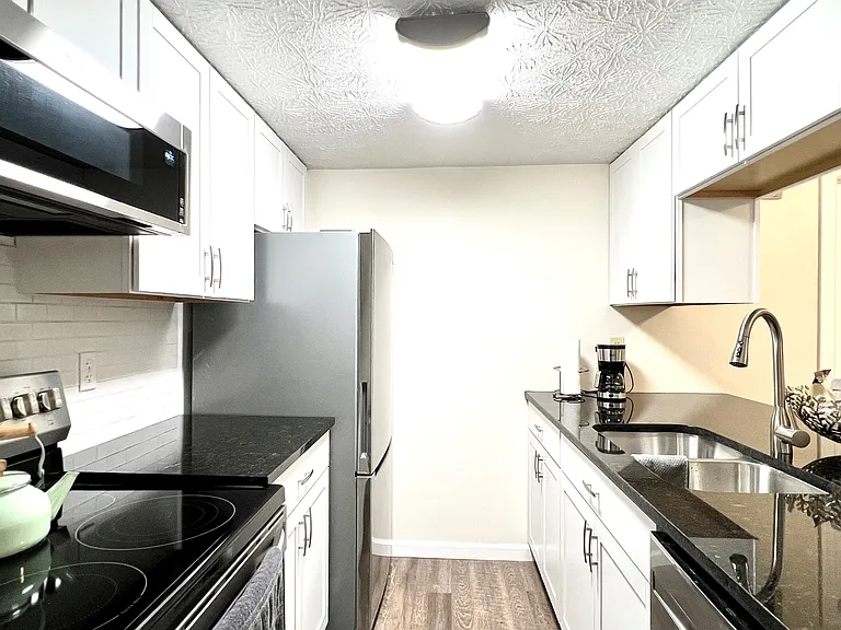 W Van Lake Dr — Photo 10
