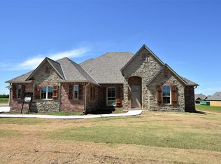 5640 NE Snowy Owl Rd, Elgin, OK 73538