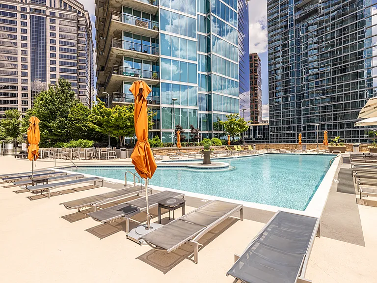 1080 Peachtree St NE #1201 — Photo 20