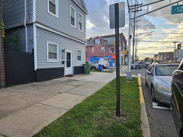 1200 S Wood Ave #A — Photo 7