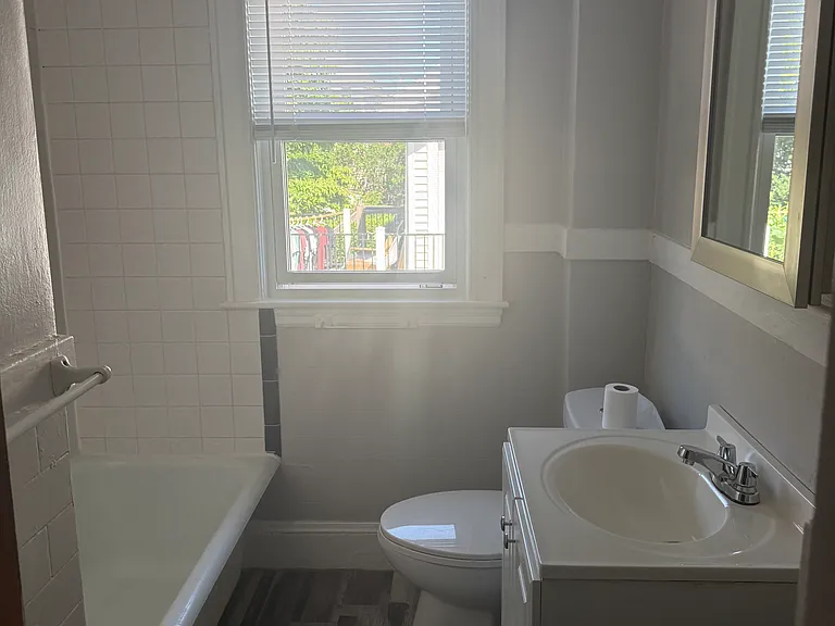 74 Chapman St #2 — Photo 7