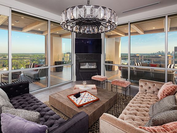 2nd image of 1000 Park Ave NE #4869862