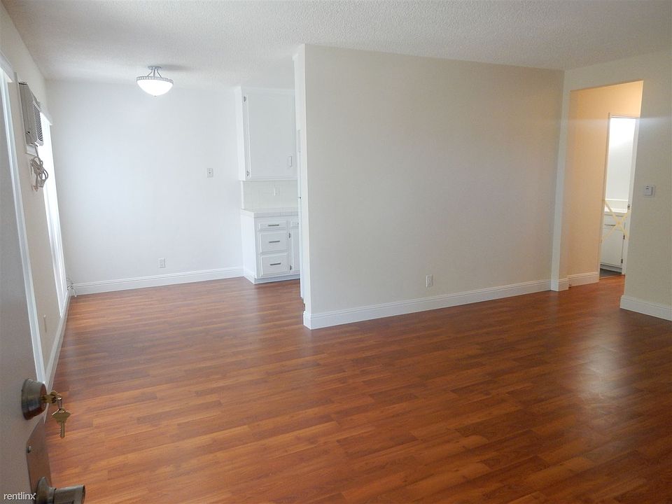6003 Living Rm