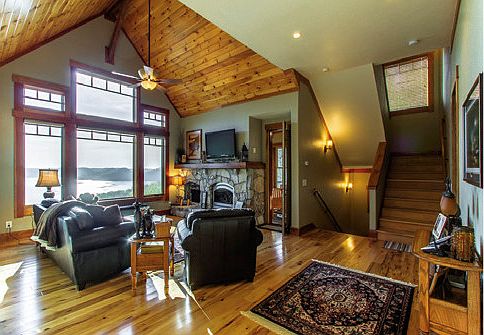 2nd image of 145 Lakeshore Dr