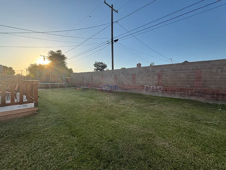 2518 Renegade Ave — Photo 2