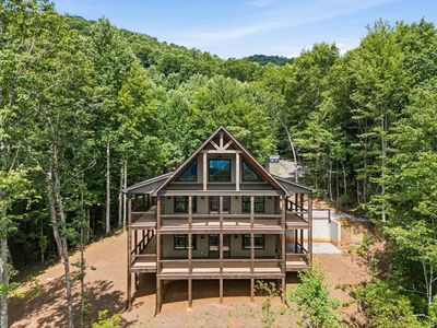 579 Overlook Loop, Young Harris, GA, 30582
