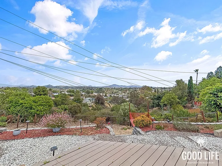 4241 E Overlook Dr — Photo 30