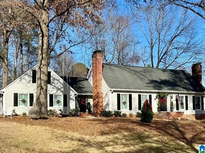 3733 Dover Dr, Mountain Brook, AL, 35223