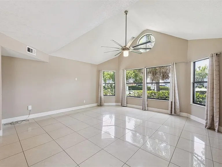 3023 Rio Grande Trl #3023 — Photo 11