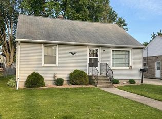 621 Laura St, Green Bay, WI 54302