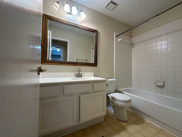 7605 Cornell Dr — Photo 13